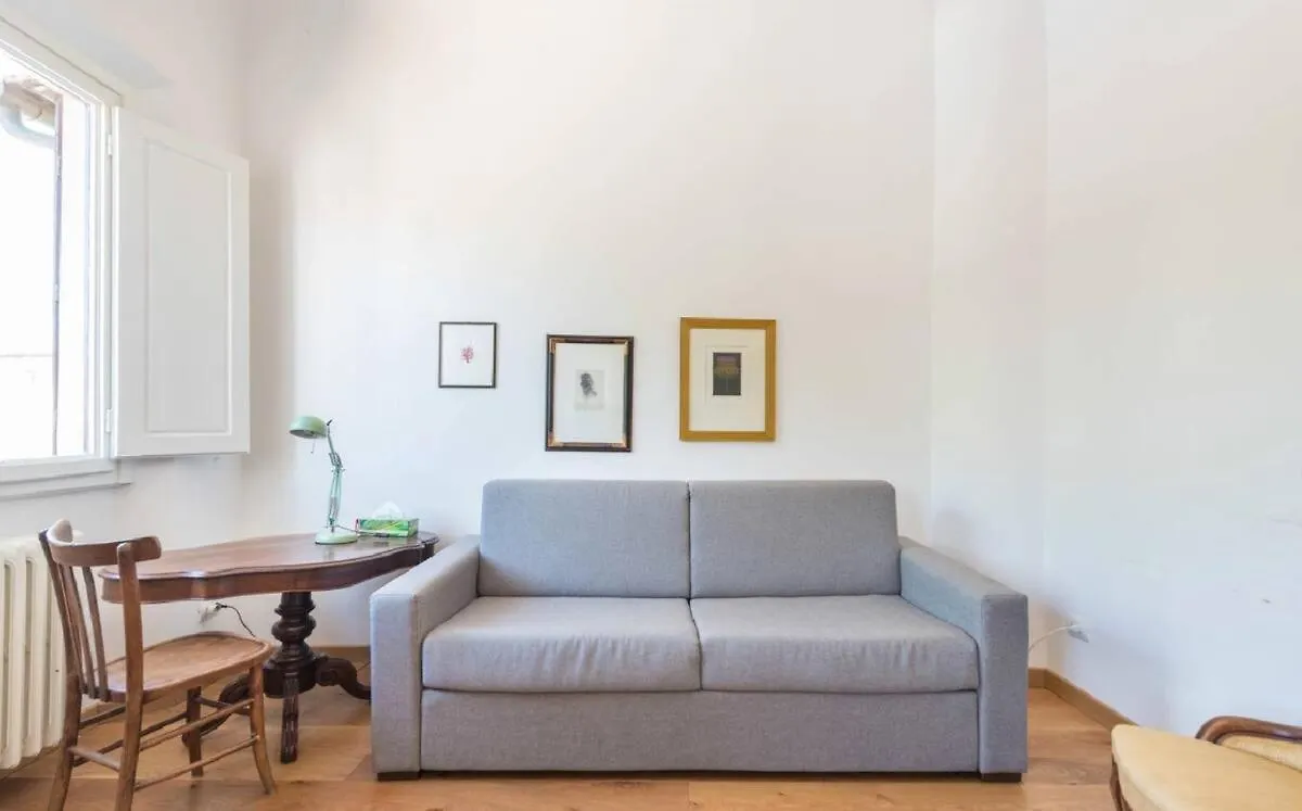 Apartment Airy One Bedroom With Terrace Near Palazzo Pitti Florence Italy