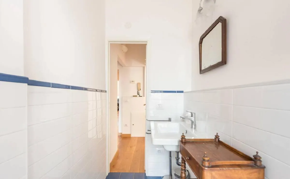 Airy One Bedroom With Terrace Near Palazzo Pitti Florence Appartement
