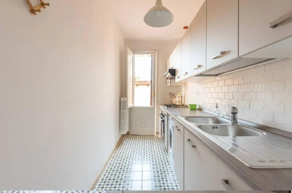 Airy One Bedroom With Terrace Near Palazzo Pitti Florence Apartment
